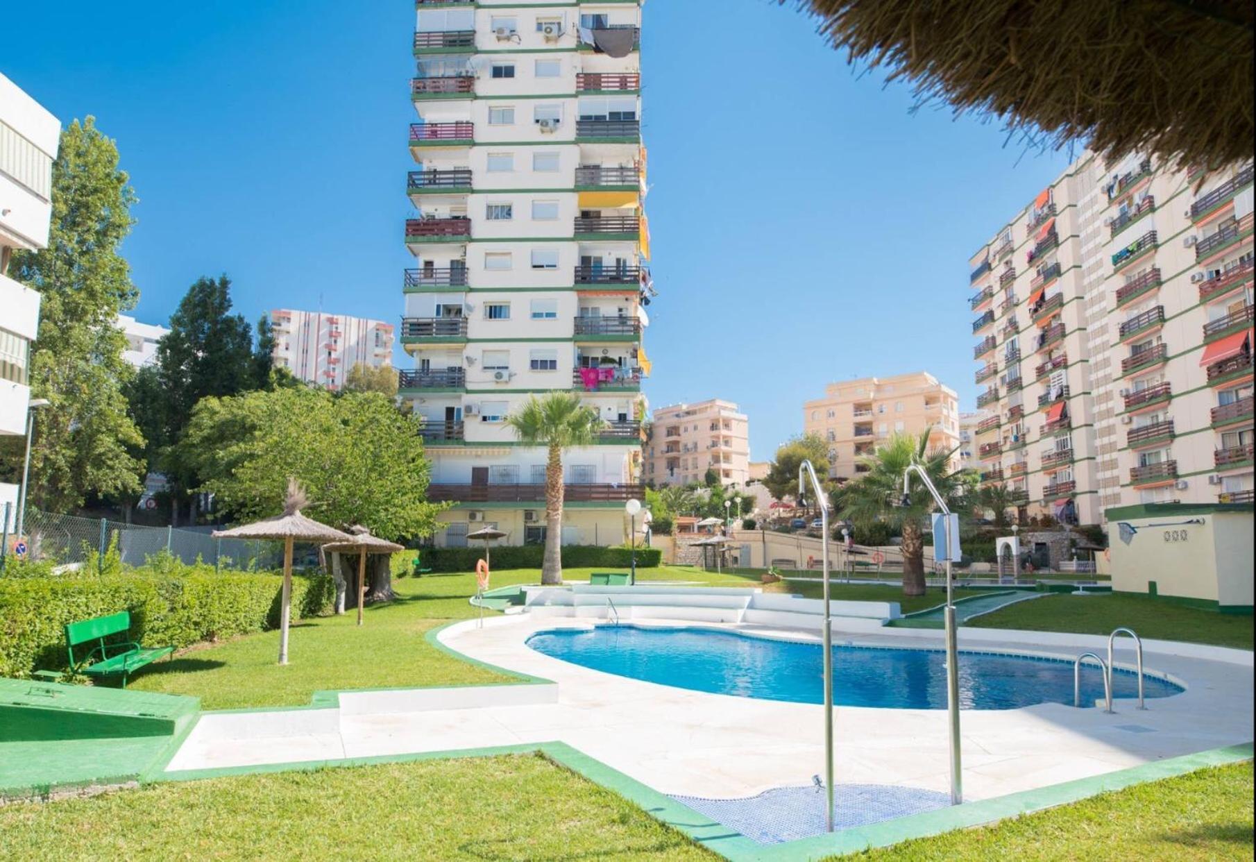 Benalmadena - New Nordic Style & Sunny Studio Bagian luar foto