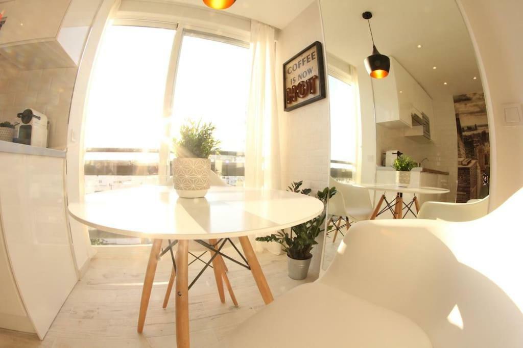 Benalmadena - New Nordic Style & Sunny Studio Bagian luar foto