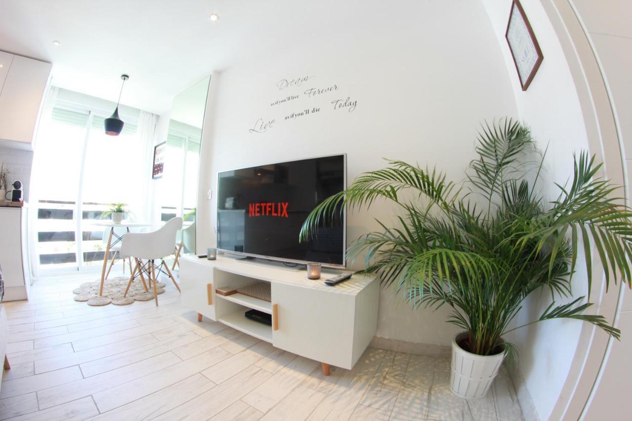 Benalmadena - New Nordic Style & Sunny Studio Bagian luar foto